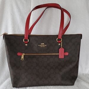 NWT Coach Gallery Tote Bag In Signature Canvas In Brown And Red